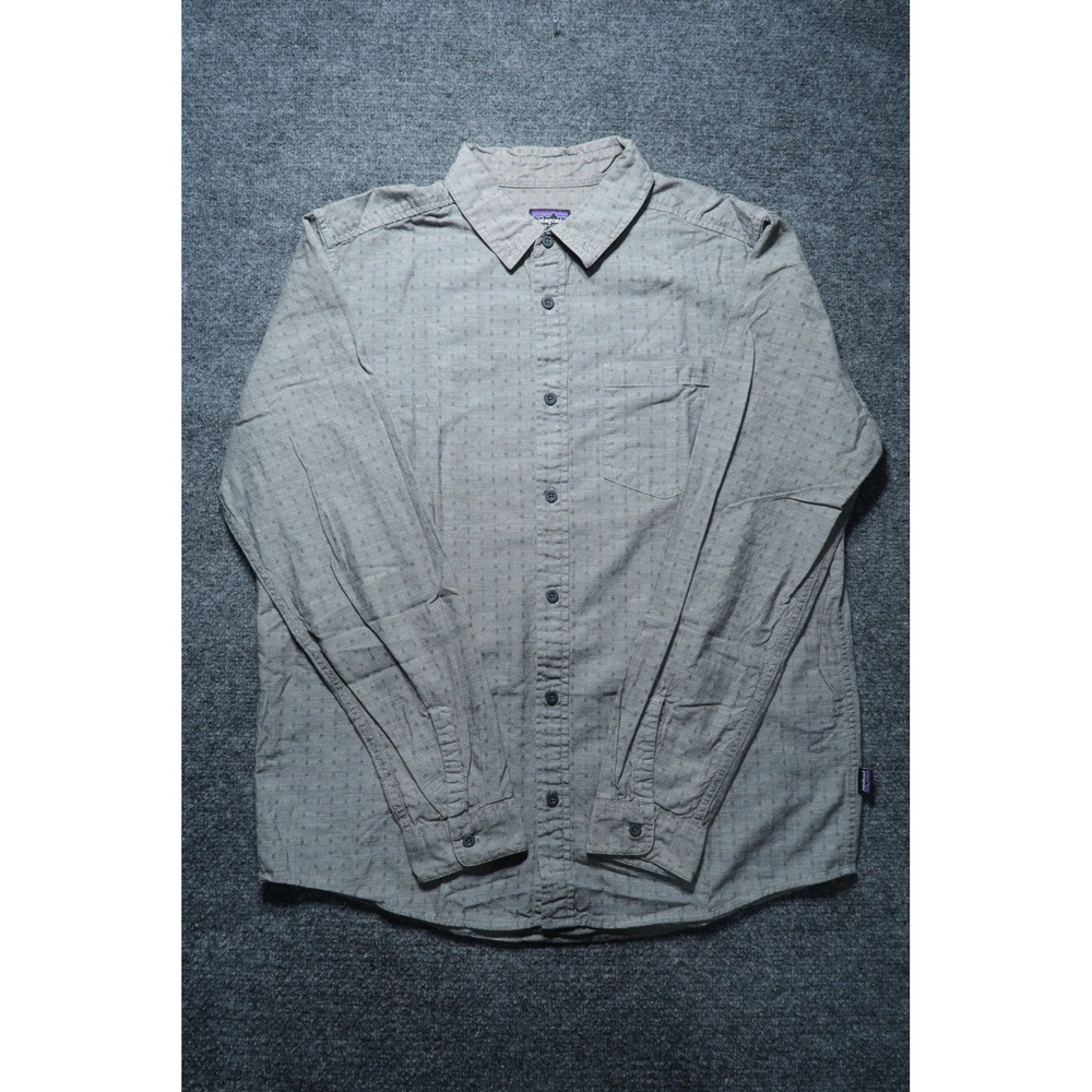 Patagonia Mens L Organic Cotton Gray Long Sleeve Button Up Dobby Shirt STY53791